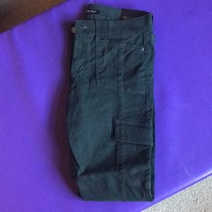 WHBM NWT Size 2R Hunter Green Pant